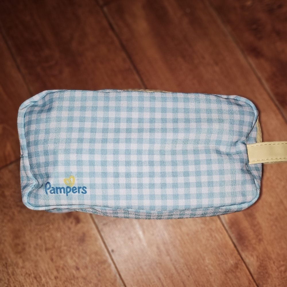 Pampers zip up pouch NWOT